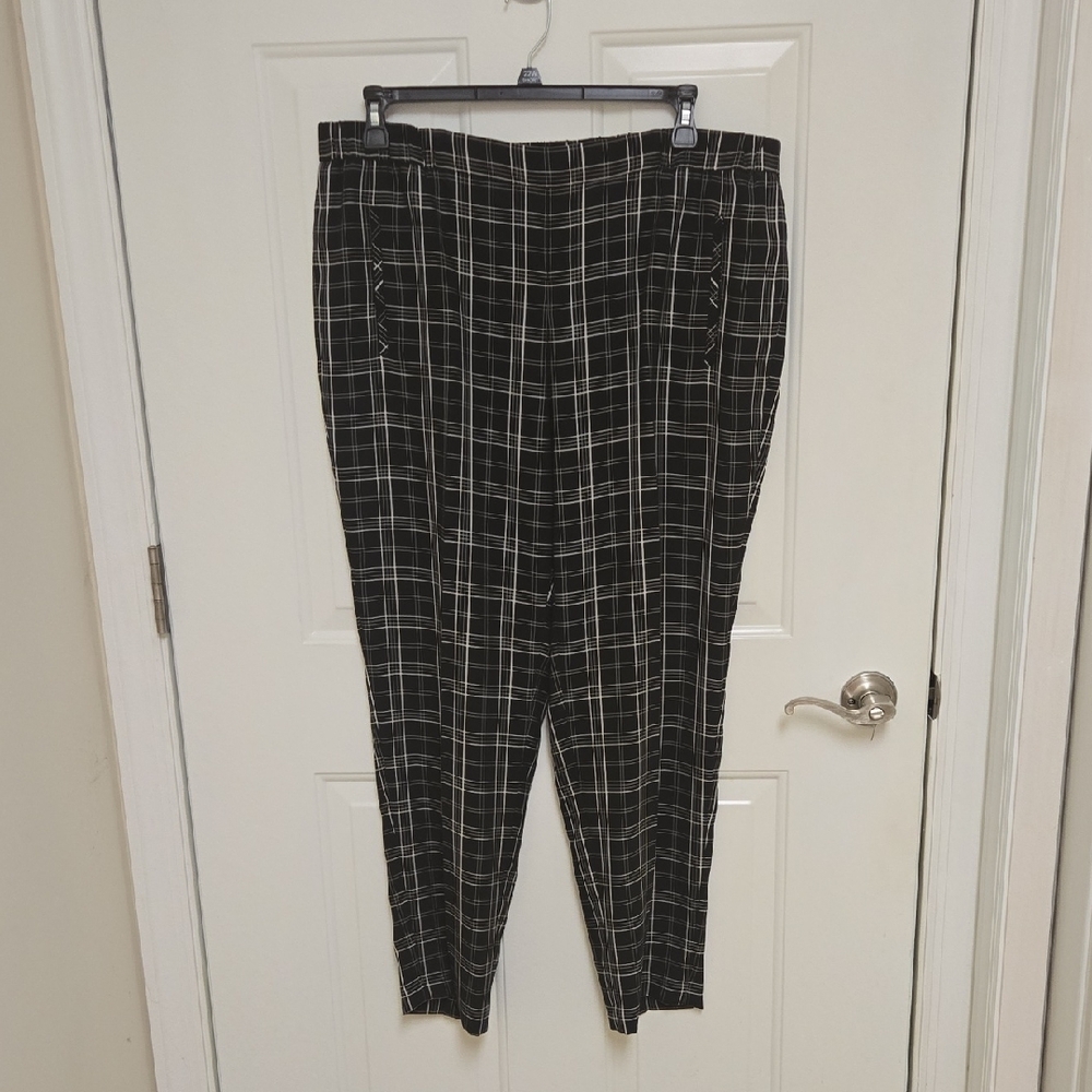 Women's Black Plaid Dress Pants